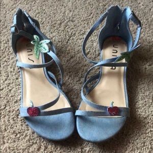 Very Cute Denim Sandals